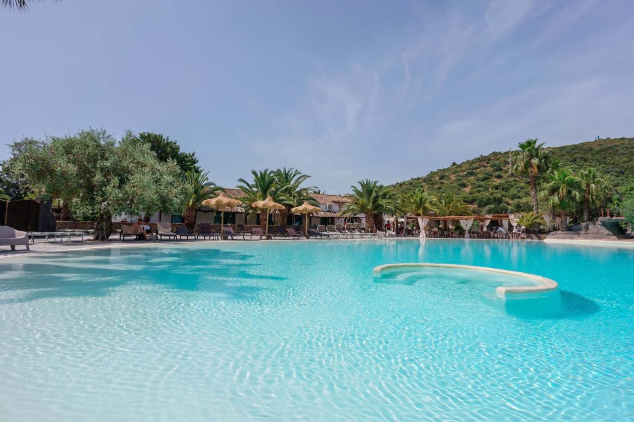Il Monastero Hotell Geremèas Exteriör bild