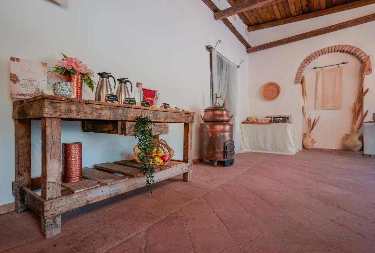 Il Monastero Hotell Geremèas Exteriör bild