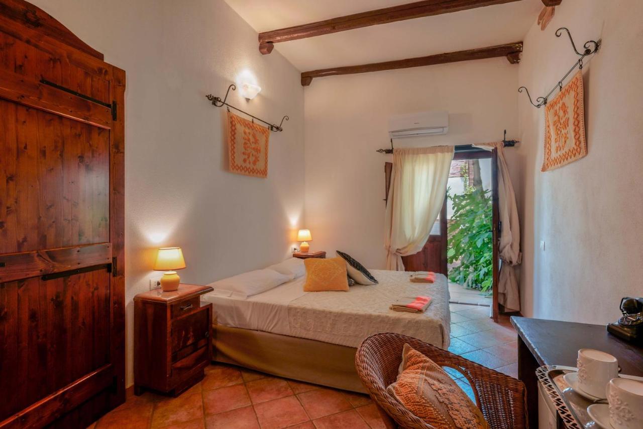 Il Monastero Hotell Geremèas Exteriör bild